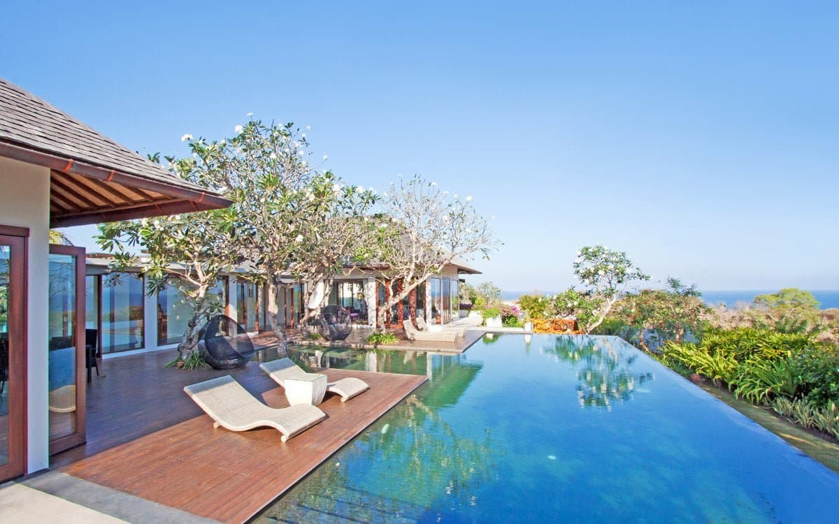 The Shanti Residence Nusa Dua - 7 br (Best Price 2026) — private villa in Nusa Dua, Bali