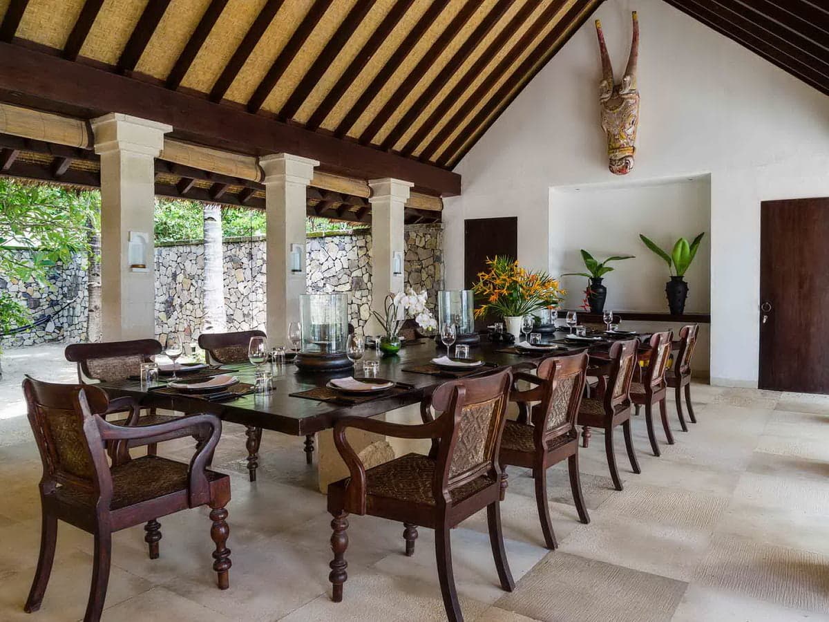 Villa Sira Beach House, Lombok - 6br (best price 2026) — photo 2, private villa in Lombok