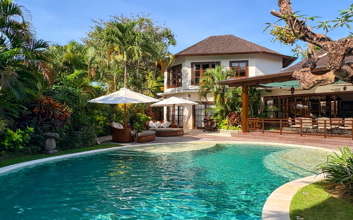 Lataliana Villas Seminyak, Bali - 5br (best price 2026) — private villa in Seminyak, Bali