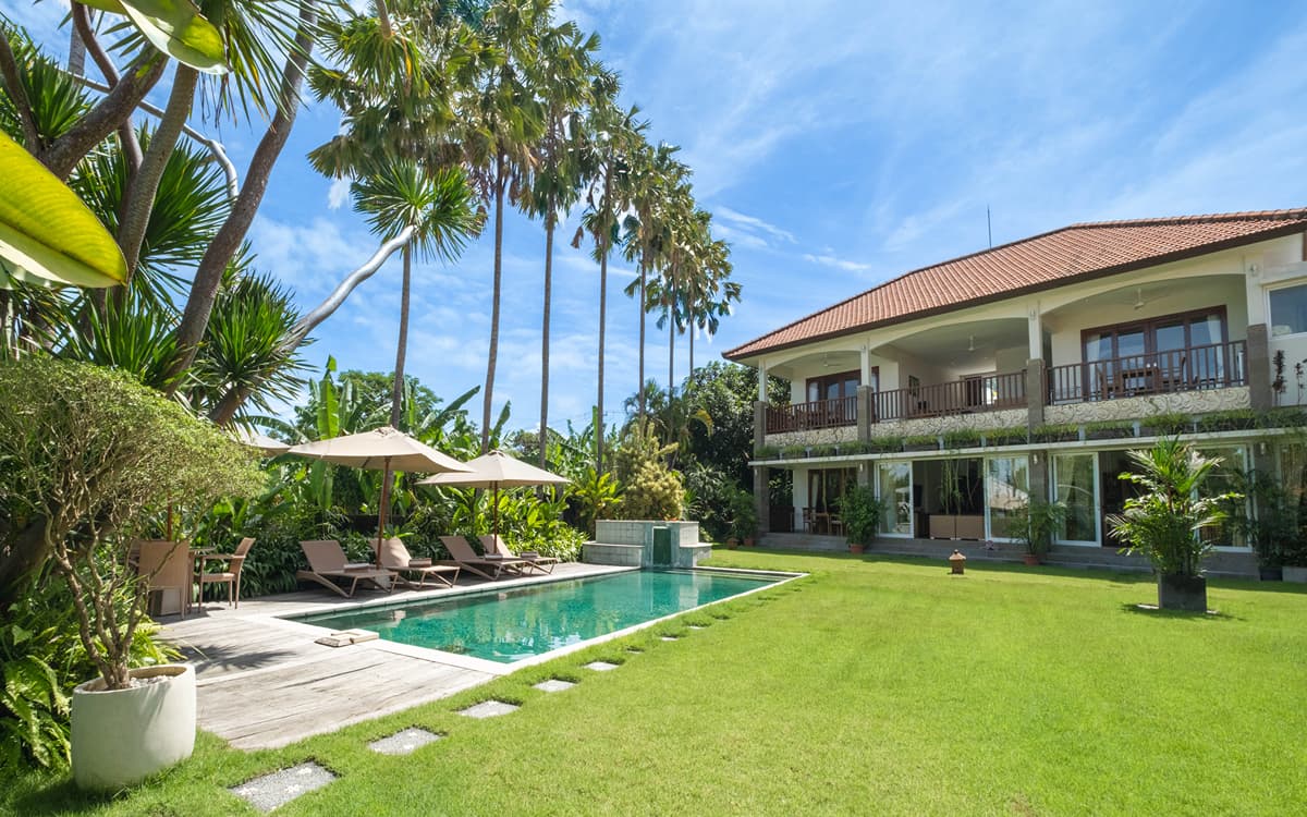 Villa Yenian Canggu, Bali - 5br (best price 2026) — photo 2, private villa in Canggu