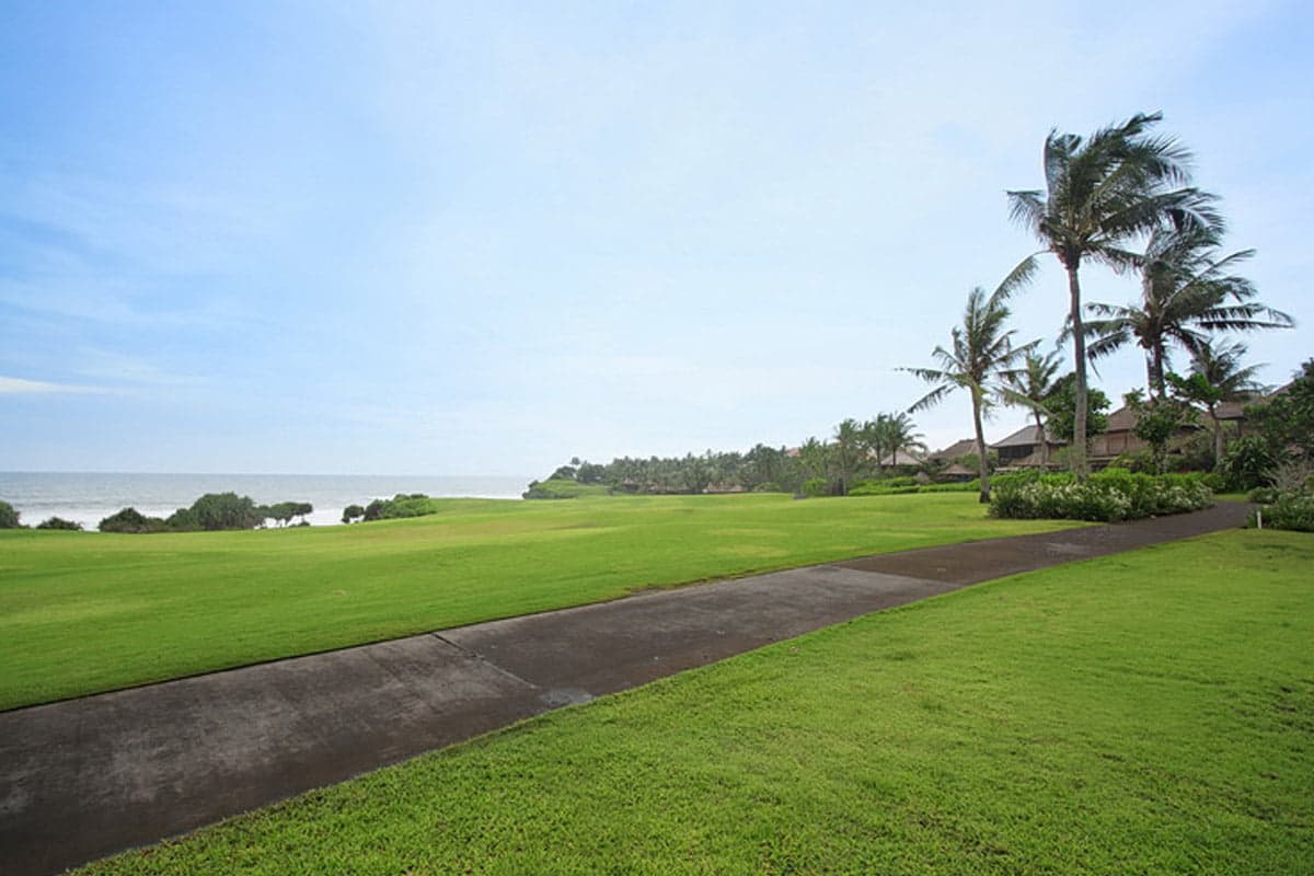 Villa Arjuna Golf Tabanan, Bali (best price 2026) β private villa in Tabanan, Bali